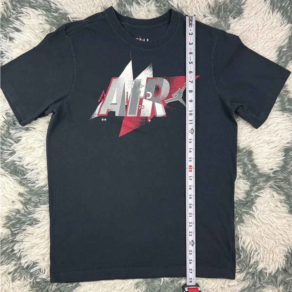 Jordan Men’s Black Graphic T-shirt Size Medium 363277-00A